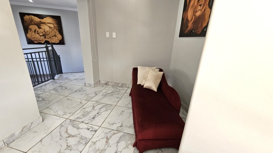 4 Bedroom Property for Sale in Ifafi North West